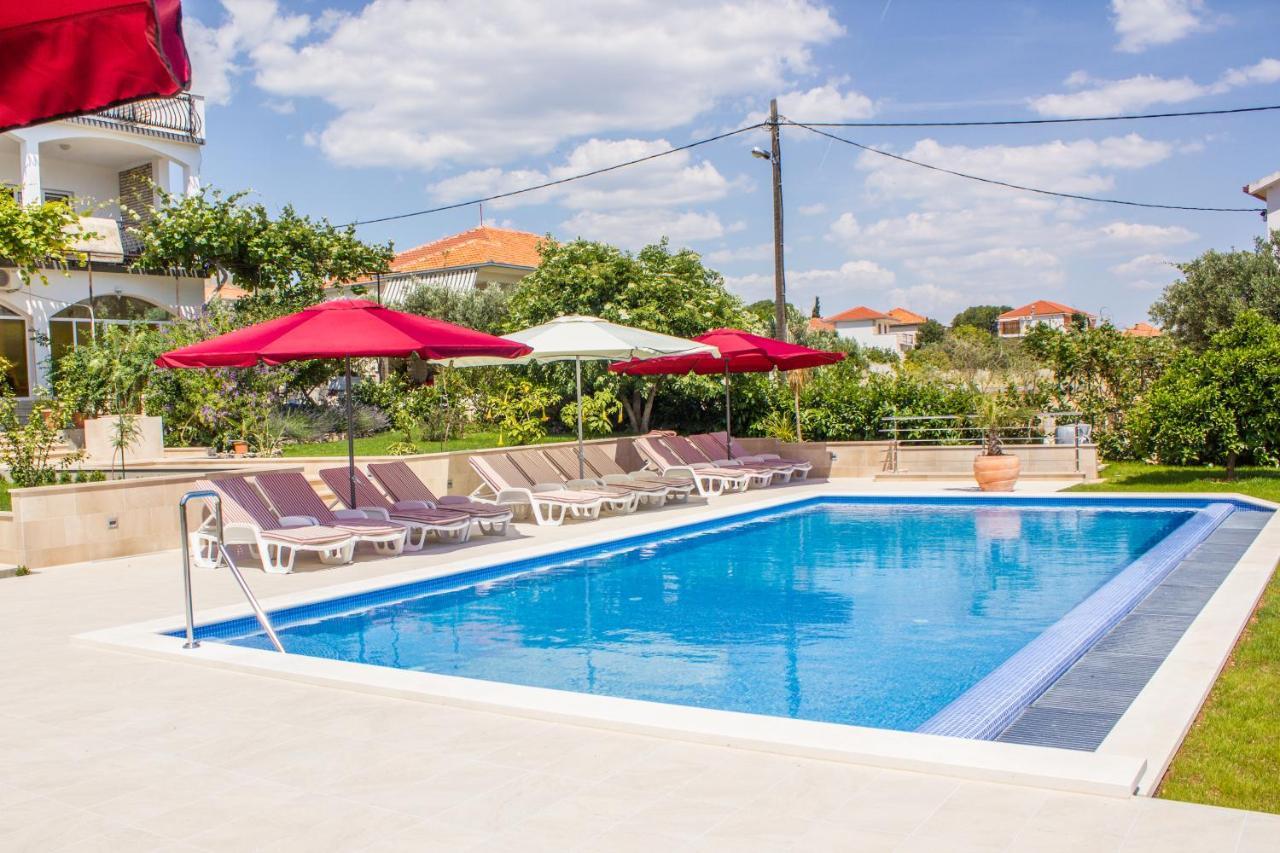 Apartment Soric Trogir Exterior photo