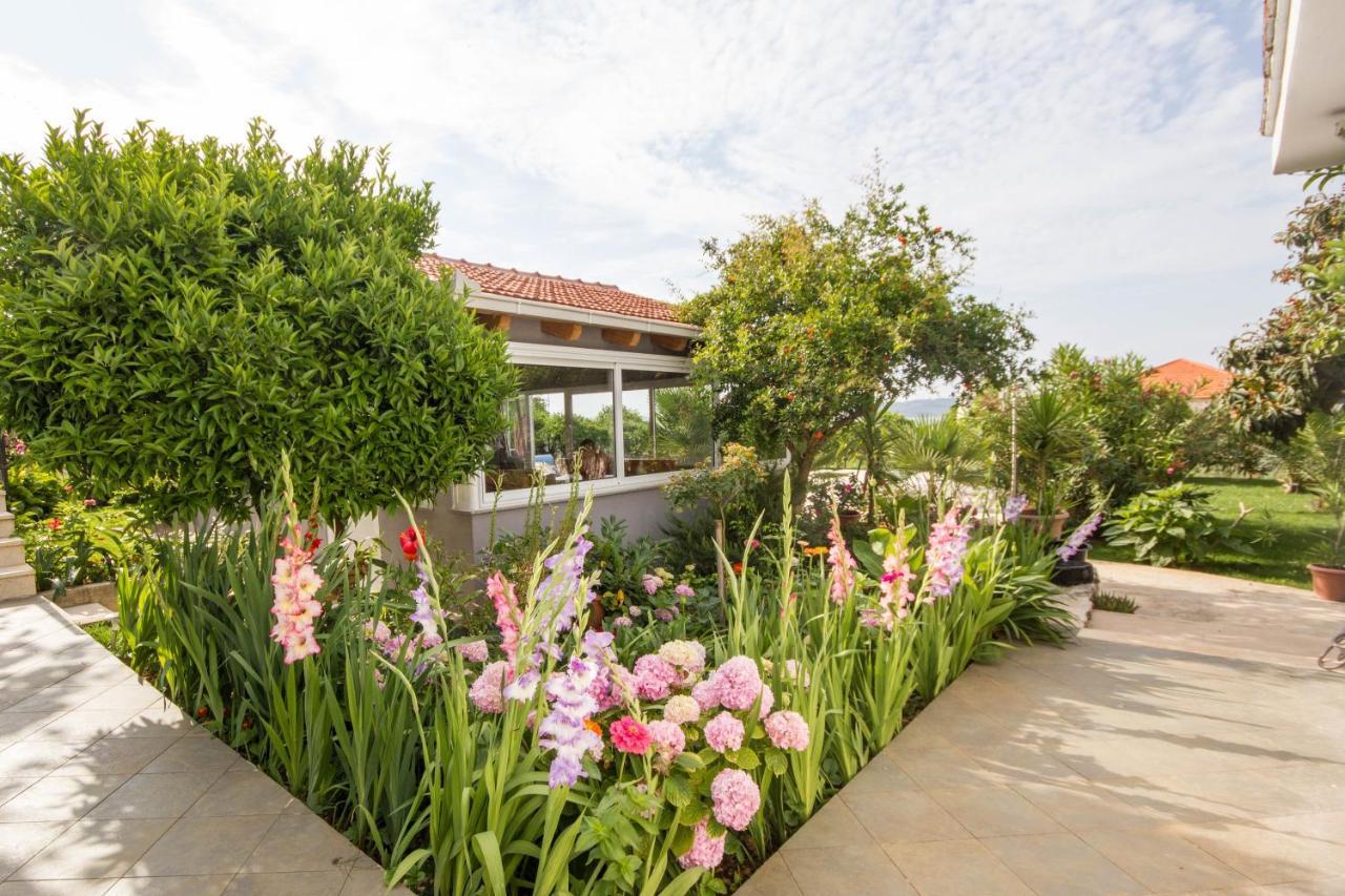 Apartment Soric Trogir Exterior photo