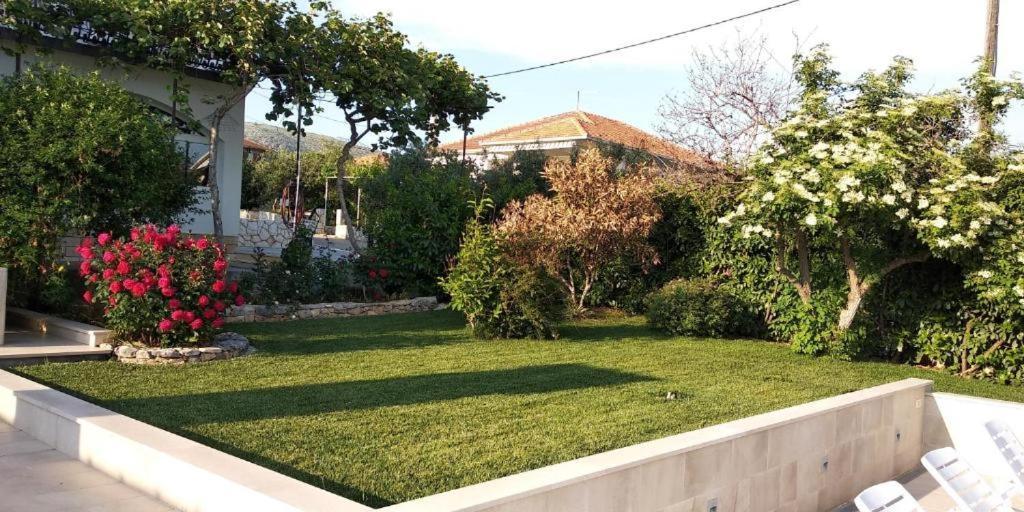 Apartment Soric Trogir Exterior photo