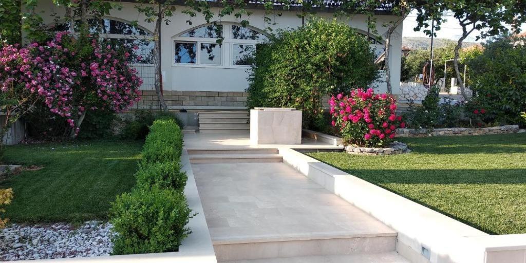 Apartment Soric Trogir Exterior photo