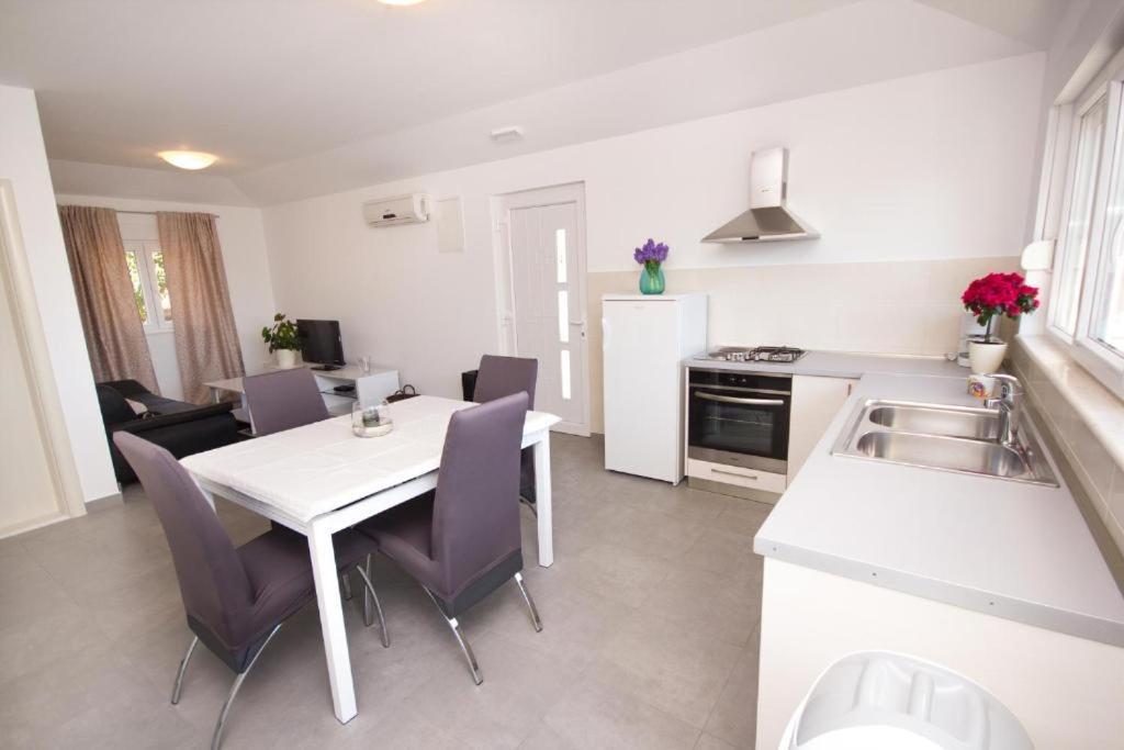 Apartment Soric Trogir Exterior photo